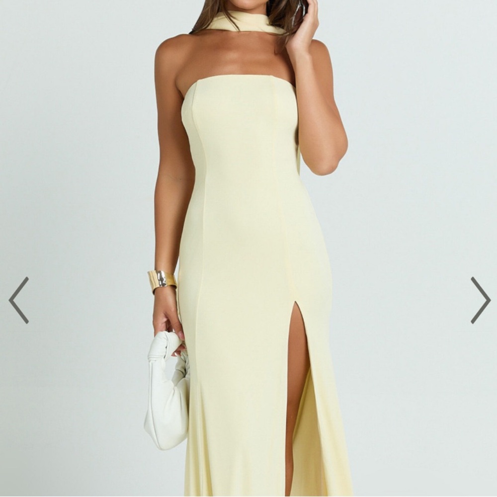New with tags Yellow strapless gown with scarf - Picture 2 of 4